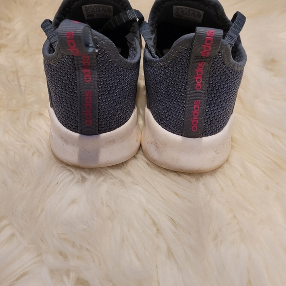 Girls Addidas Sneakers - Picture 2 of 4